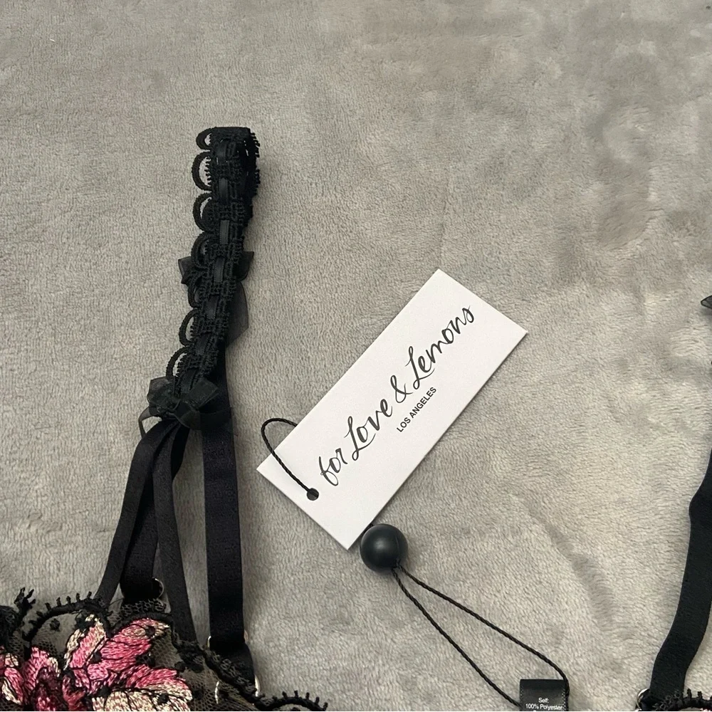 New! For Love and Lemons Juliet floral embroidered lace bra 4409